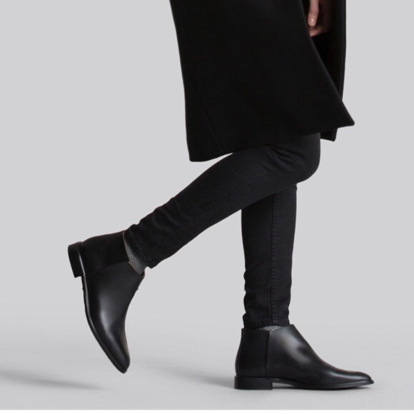 Everlane Modern Ankle Boot Chelsea boot